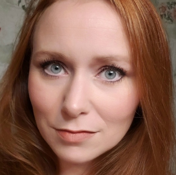 Meet your Posher, Ashley - Picture 1 of 7